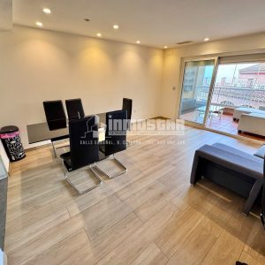 Dúplex en venta en Calle Nevers, 22